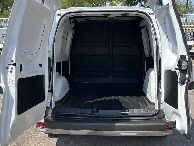 Nissan Townstar ES - FG3 2,2t EV, L1 EV Basic, 2022 - 2025