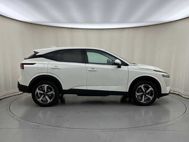 Nissan Qashqai DIG-T 140 mHEV N-Connecta 4x2 103 kW (140 CV)