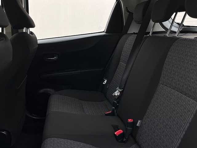 Toyota Yaris ES - Ber3 1.3 VVT-i, Connect, 2011 - 2011