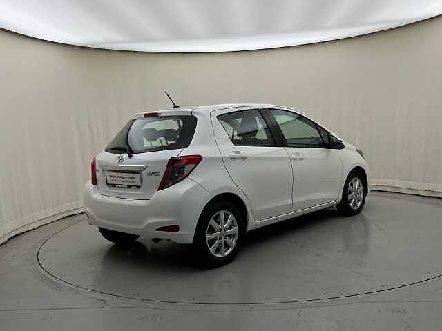 Toyota Yaris ES - Ber3 1.3 VVT-i, Connect, 2011 - 2011