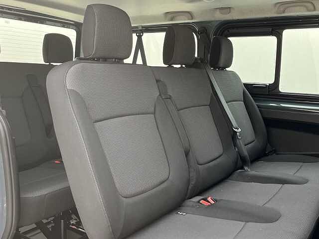 Nissan Primastar Combi 2.0 dCi L1H1 Camper Vectus 110 kW (150 CV)