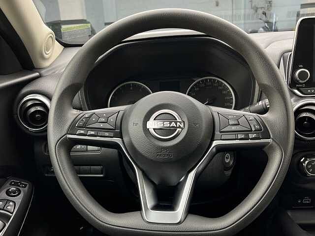 Nissan Juke DIG-T Acenta 84 kW (114 CV)