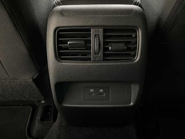 Nissan Qashqai DIG-T 140 mHEV N-Connecta 4x2 103 kW (140 CV)