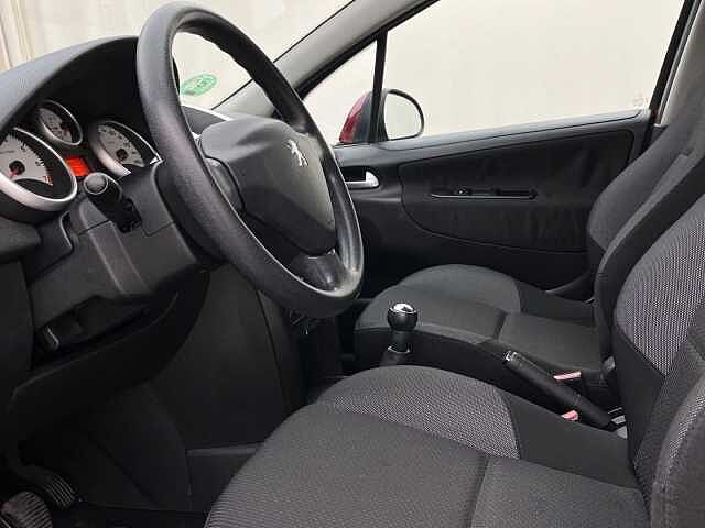 Peugeot 207 ES - Ber5 1.4 75, Confort, (Facelift) 2009 - 2011