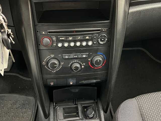 Peugeot 207 ES - Ber5 1.4 75, Confort, (Facelift) 2009 - 2011
