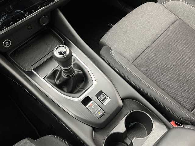 Nissan Qashqai DIG-T 140 mHEV N-Connecta 4x2 103 kW (140 CV)