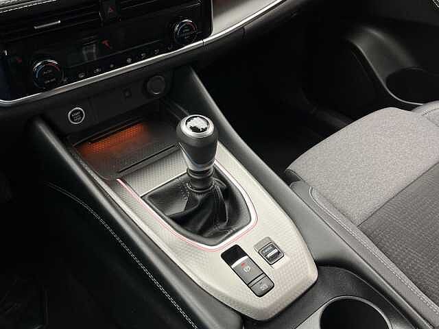 Nissan Qashqai DIG-T 140 N-Connecta 103 kW (140 CV)