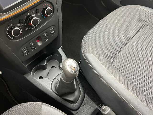Dacia Sandero ES - Ber5 0.9 TCe 90 eco&sup2; EU6, SL Trotamundos, (Facelift) 2017 - 2018