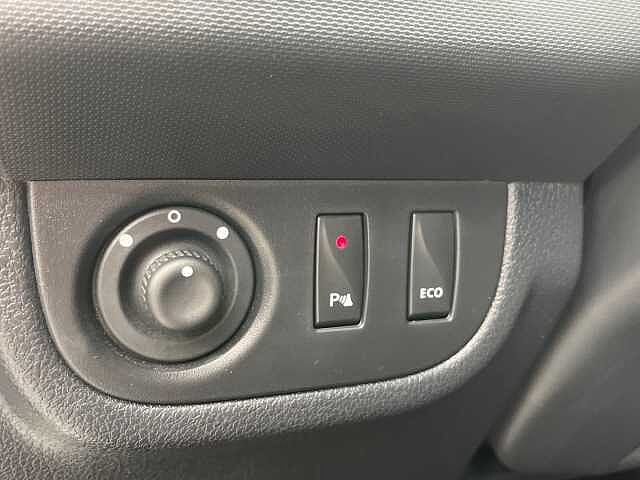 Dacia Sandero ES - Ber5 0.9 TCe 90 eco&sup2; EU6, SL Trotamundos, (Facelift) 2017 - 2018
