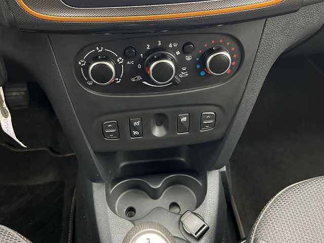 Dacia Sandero ES - Ber5 0.9 TCe 90 eco&sup2; EU6, SL Trotamundos, (Facelift) 2017 - 2018