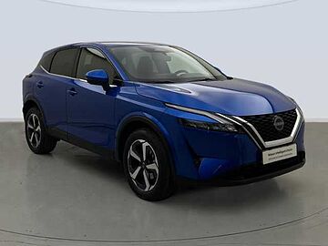 Nissan Qashqai DIG-T 160 mHEV N-Connecta Xtronic 116 kW (158 CV) Magnetic Blue con Techo Midnight Black (metalizado)