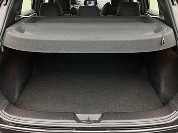 Nissan Qashqai DIG-T 140 mHEV Acenta 4x2 103 kW (140 CV) Midnight black (metalizado)