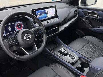 Nissan Qashqai E-POWER Tekna+ 140 kW (190 CV) Katana Grey con Techo Midnight Black (metalizado)