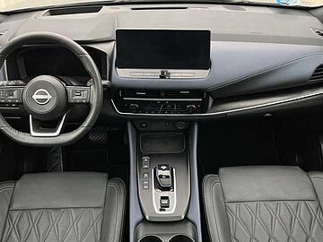 Nissan Qashqai E-POWER Tekna+ 140 kW (190 CV) Katana Grey con Techo Midnight Black (metalizado)
