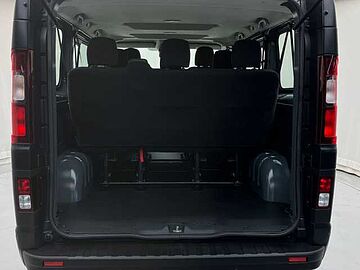 Nissan Primastar Combi 2.0 dCi L1H1 Camper Vectus 110 kW (150 CV) Gris Urbano Sólido