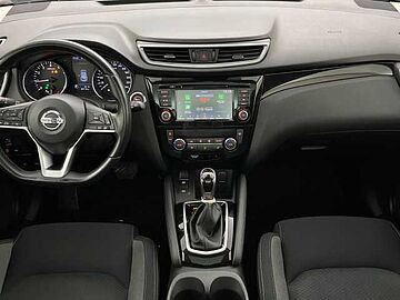 Nissan Qashqai DIG-T 160 mHEV N-Connecta Xtronic 116 kW (158 CV) Midnight black (metalizado)