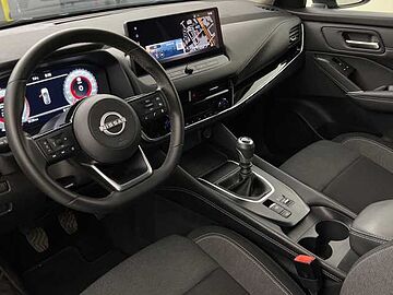 Nissan Qashqai DIG-T 140 mHEV N-Connecta 4x2 103 kW (140 CV) Midnight black (metalizado)