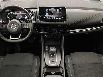 Nissan Qashqai DIG-T 158 mHEV N- Go 4X2 Xtronic 116 kW (158 CV) Lunar White (perlada)