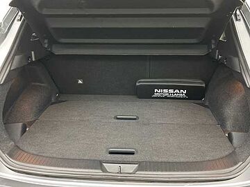 Nissan Qashqai DIG-T 140 mHEV N-Connecta 4x2 103 kW (140 CV) Skyline Grey (metalizado)