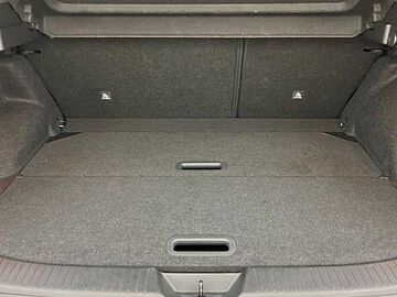 Nissan Qashqai DIG-T 140 mHEV Tekna 4x2 103 kW (140 CV) Skyline Grey (metalizado)