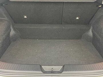 Nissan Qashqai DIG-T 140 mHEV Acenta 4x2 103 kW (140 CV) Sapporo White (sólido)