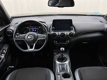 Nissan Juke DIG-T N-Connecta 4x2 84 kW (114 CV) Midnight Black Metalizado