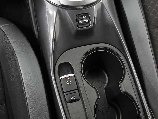 Nissan Juke 1.0 DIG-T 114CV N-CONNECTA 5P (NAVI)