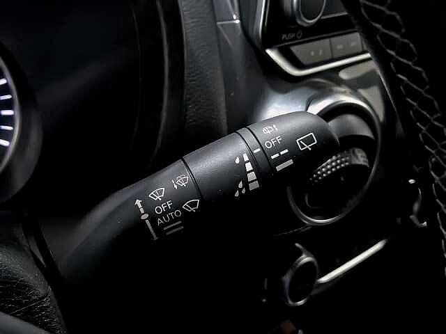 Nissan Juke 1.0 DIG-T 114CV N-CONNECTA 5P (BITONO)
