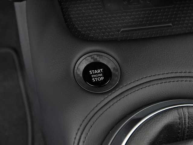Nissan Juke 1.0 DIG-T 114CV N-CONNECTA 5P (BITONO)