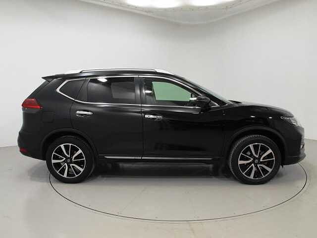 Nissan X-trail 1.6 DIG-T TEKNA 5P