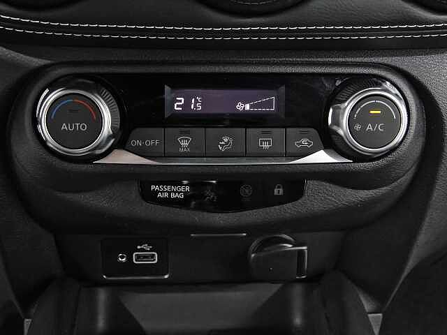 Nissan Juke 1.0 DIG-T 114CV N-CONNECTA 5P
