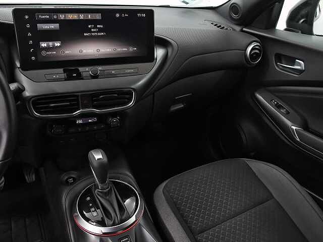 Nissan Juke 1.0 DIG-T 114CV N-CONNECTA DCT 5P
