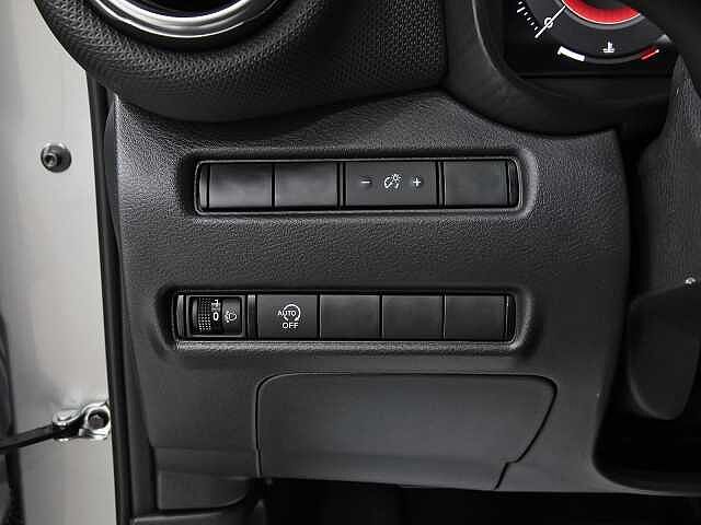 Nissan Juke 1.0 DIG-T 114CV N-CONNECTA DCT 5P