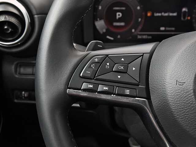 Nissan Juke 1.0 DIG-T 114CV TEKNA DCT 5P
