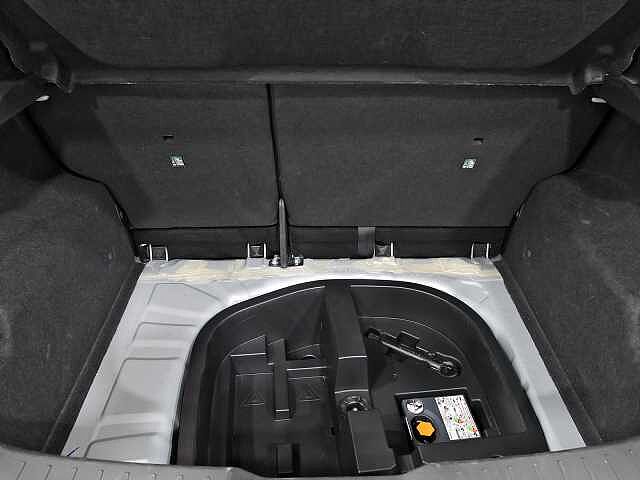 Nissan Juke 1.0 DIG-T 114CV N-CONNECTA 5P