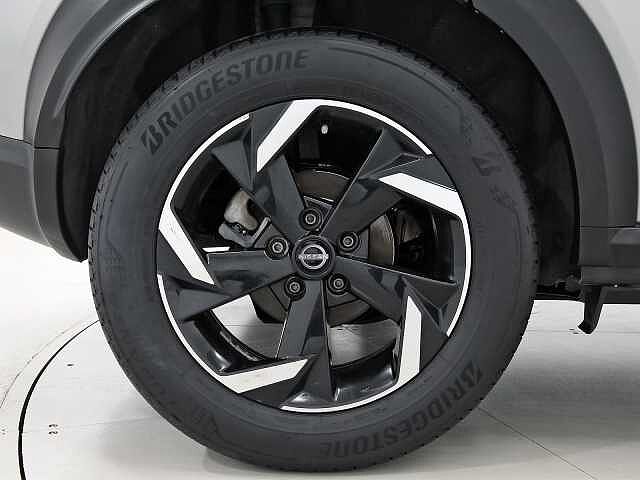 Nissan Juke 1.0 DIG-T 114CV N-CONNECTA DCT 5P