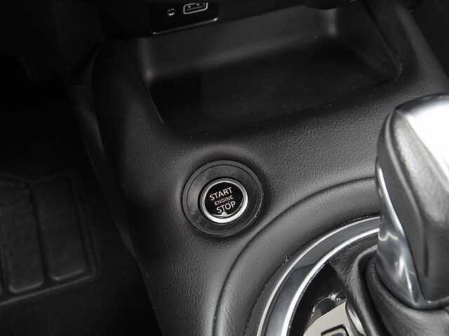 Nissan Juke 1.0 DIG-T 114CV N-CONNECTA DCT 5P