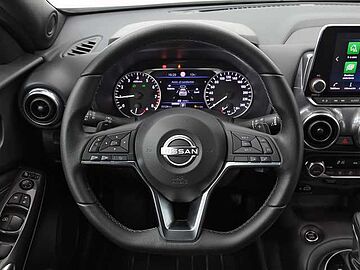 Nissan Juke 1.0 DIG-T 114 N-CONNECTA DCT 5P (NAVI + BITONO) Lunar White + Midnight Black Metalizado