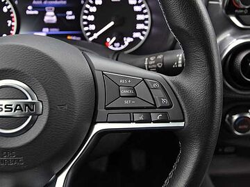 Nissan Juke 1.0 DIG-T 114CV N-CONNECTA 5P (BITONO) Skyline Grey + Midnight Black Metalizado
